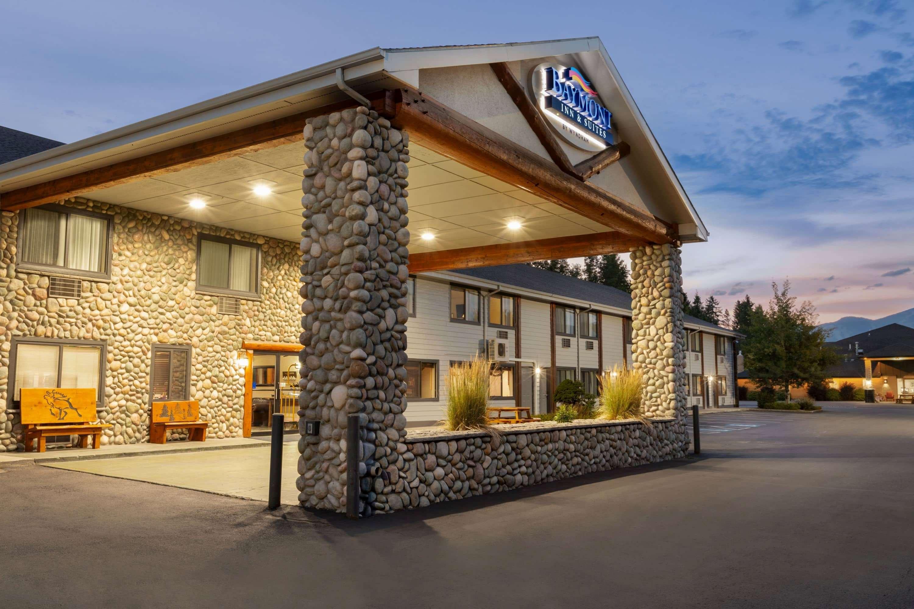 Baymont By Wyndham Whitefish Hotel Bagian luar foto