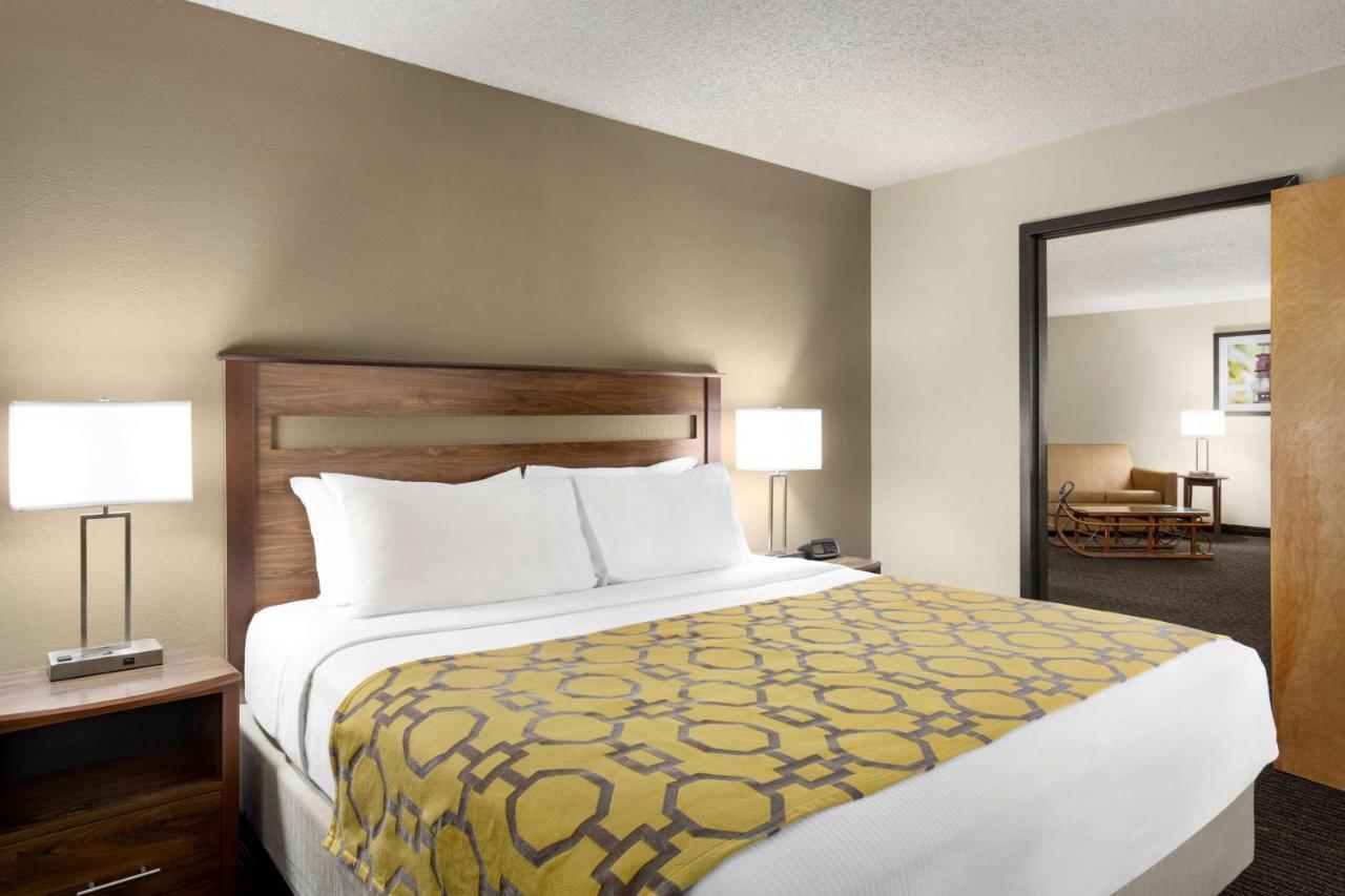 Baymont By Wyndham Whitefish Hotel Bagian luar foto