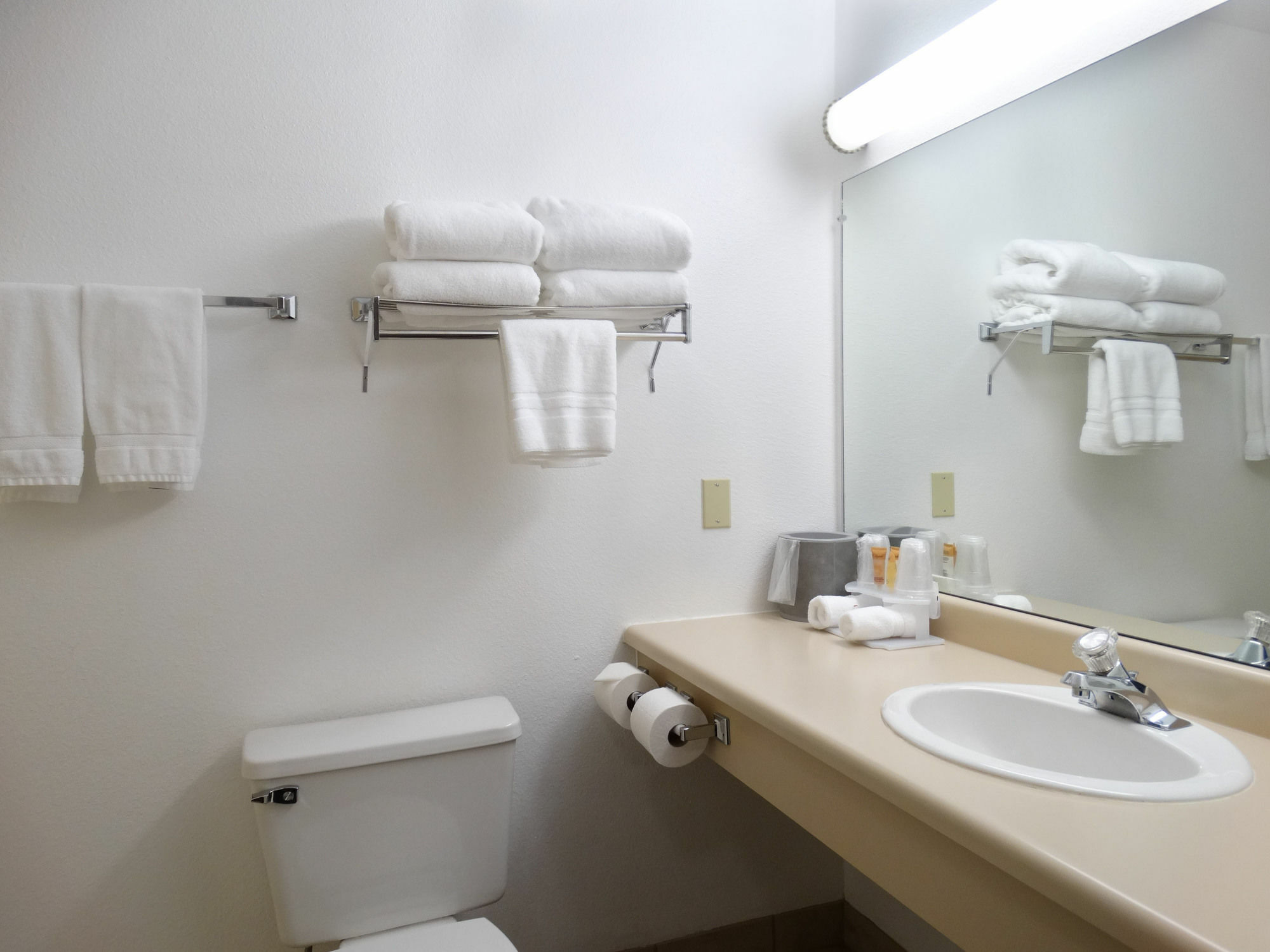 Baymont By Wyndham Whitefish Hotel Bagian luar foto